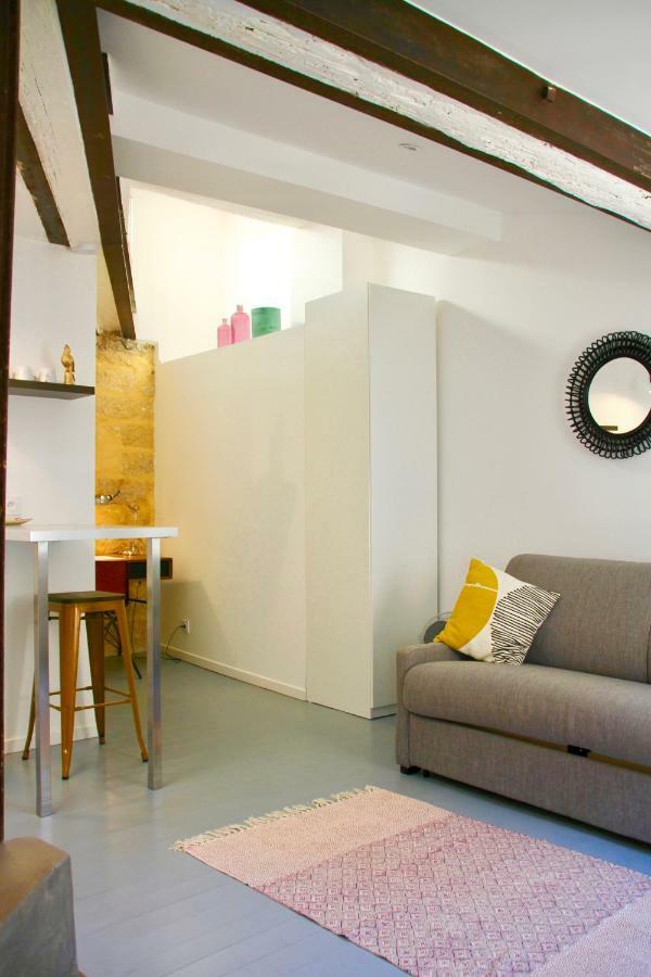 Joli Studio Avec Terrasse-Jardin Sur Les Toits, Coeur Historique Montpellier Exteriör bild