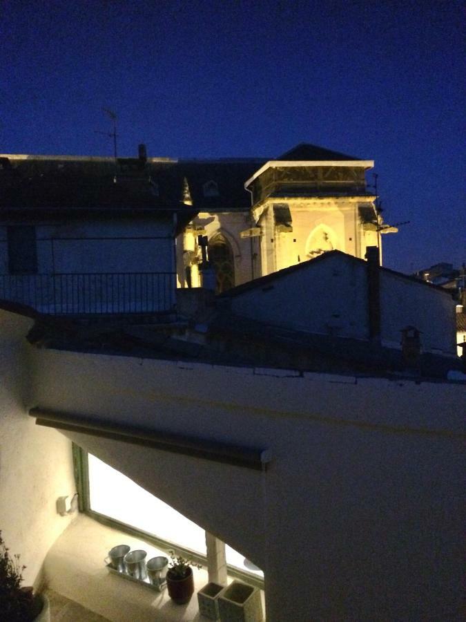 Joli Studio Avec Terrasse-Jardin Sur Les Toits, Coeur Historique Montpellier Exteriör bild